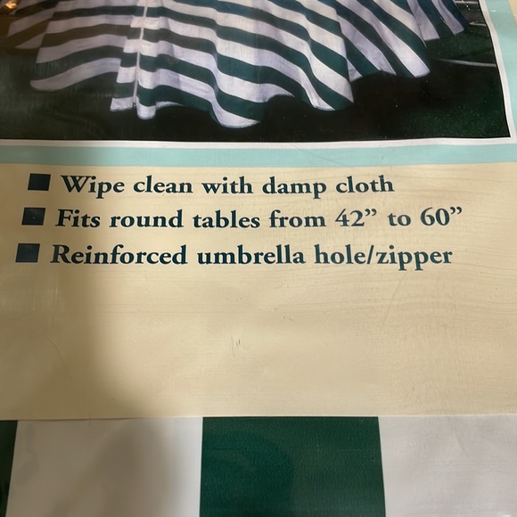 Vtg. Outdoor Tablecloth 70” - Picture 3 of 8